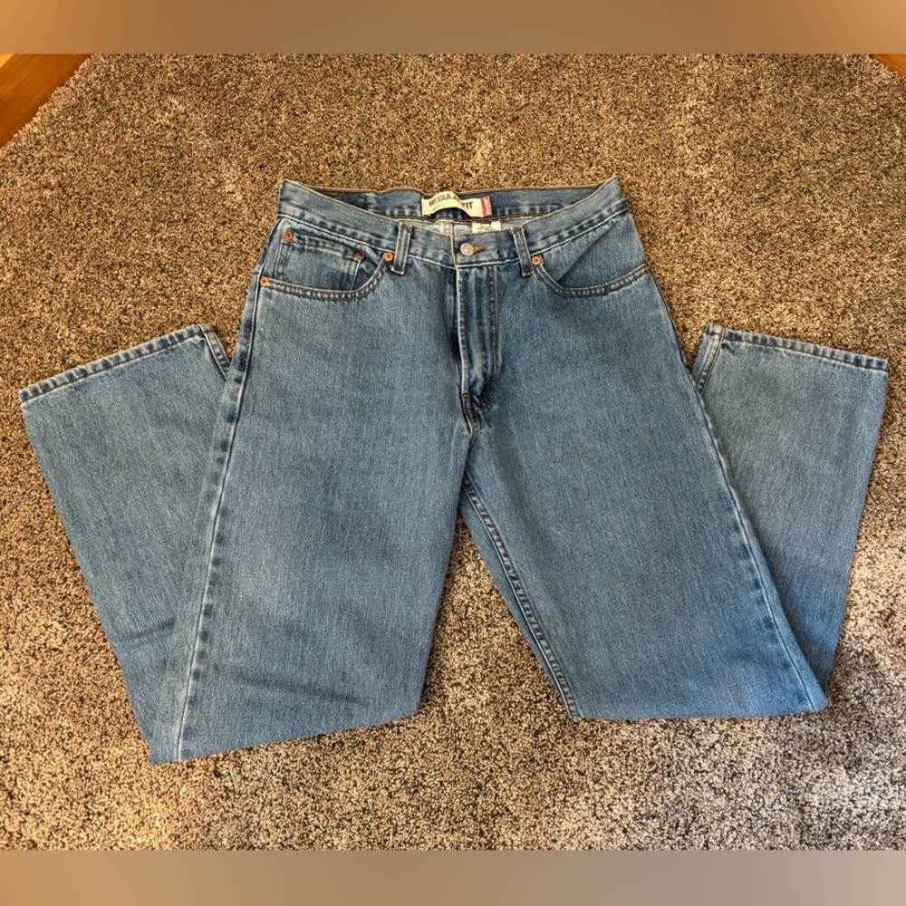 Levi's Women's Straight Leg Blue Jeans